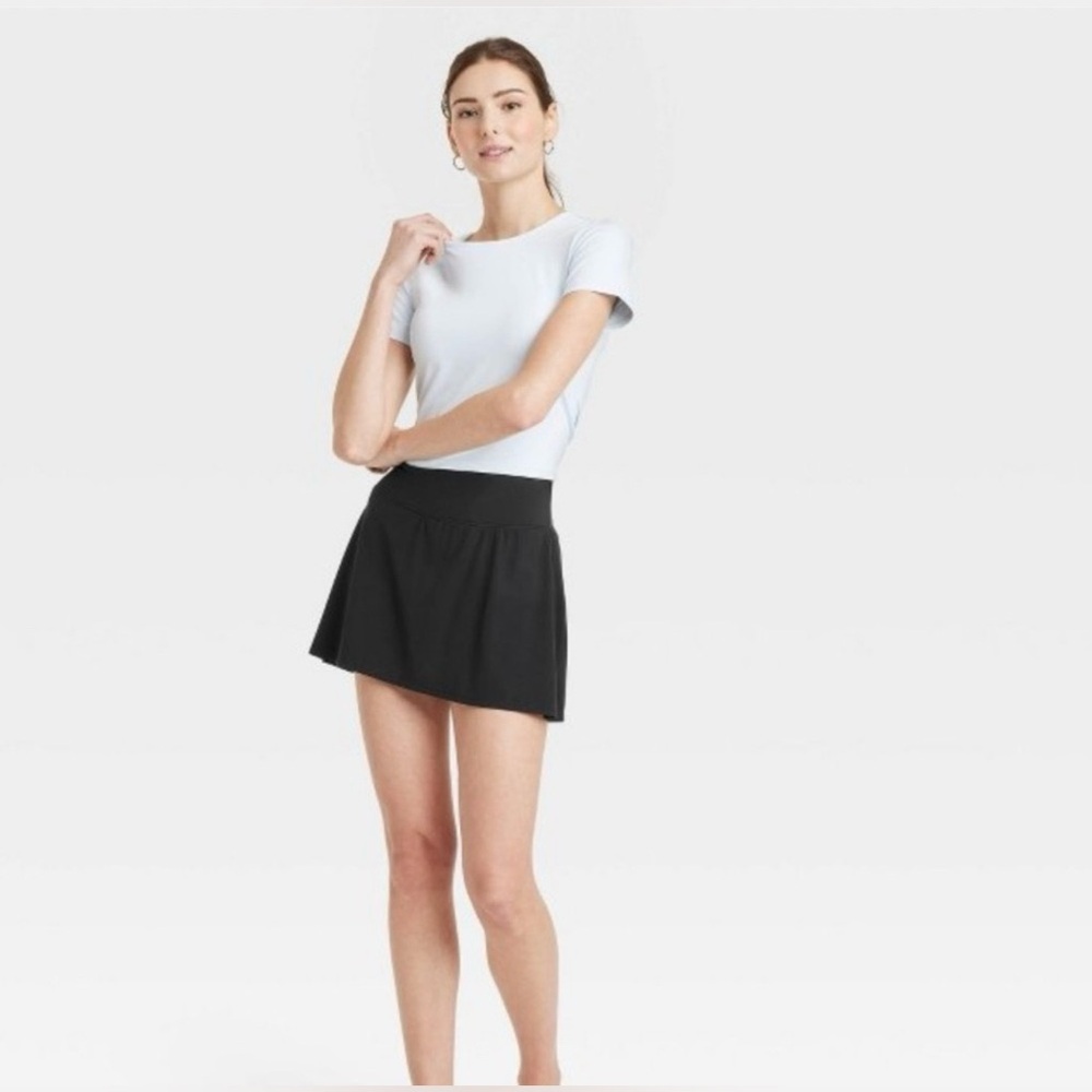 All In Motion Black Mid Rise Knit Skort
